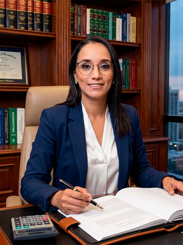Claudia Elizabeth Puga Ramirez